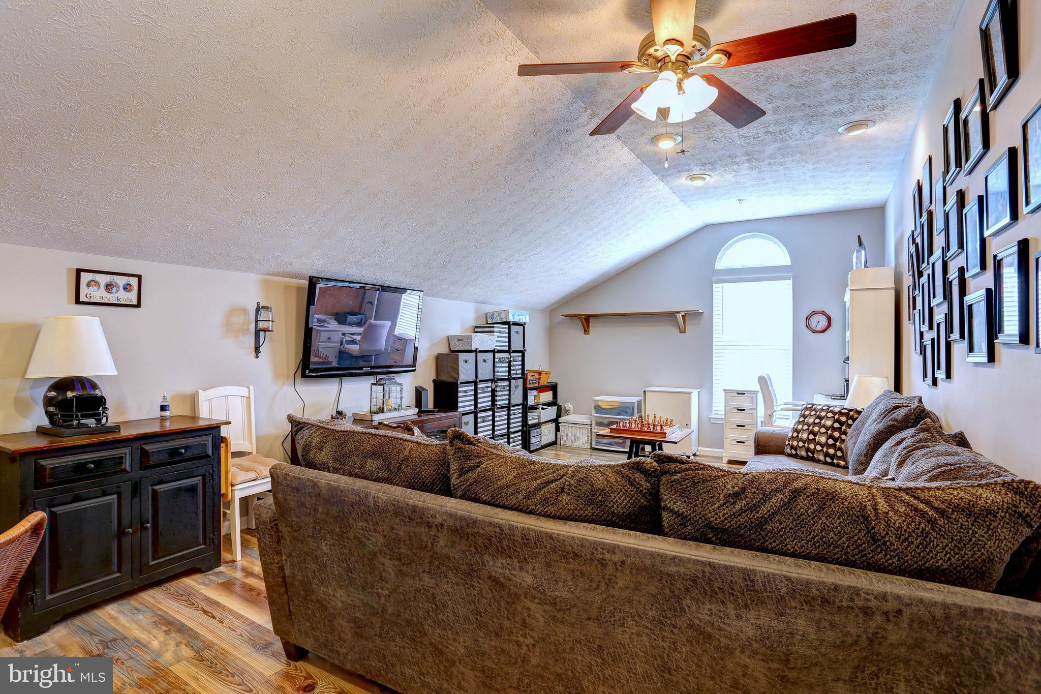 DEVONSHIRE AT WHITEMARSH - Residential