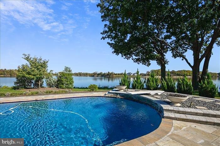 PRESQUILE - Residential