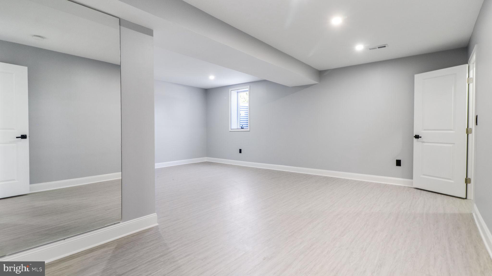 GREENWOOD HILLS - Residential