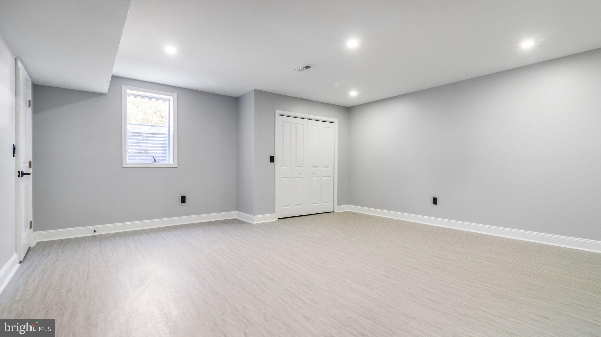 GREENWOOD HILLS - Residential