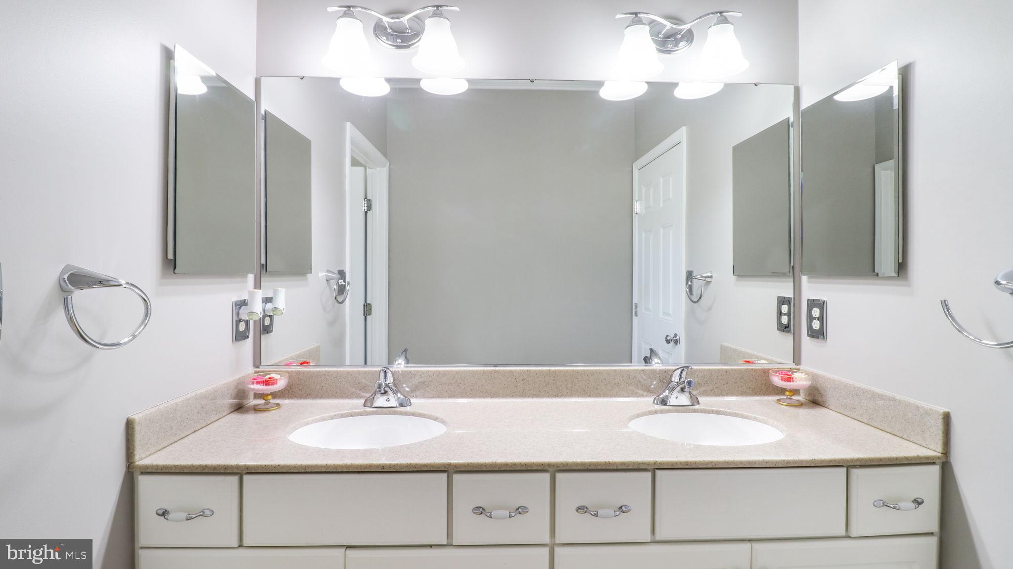 GREENWOOD HILLS - Residential