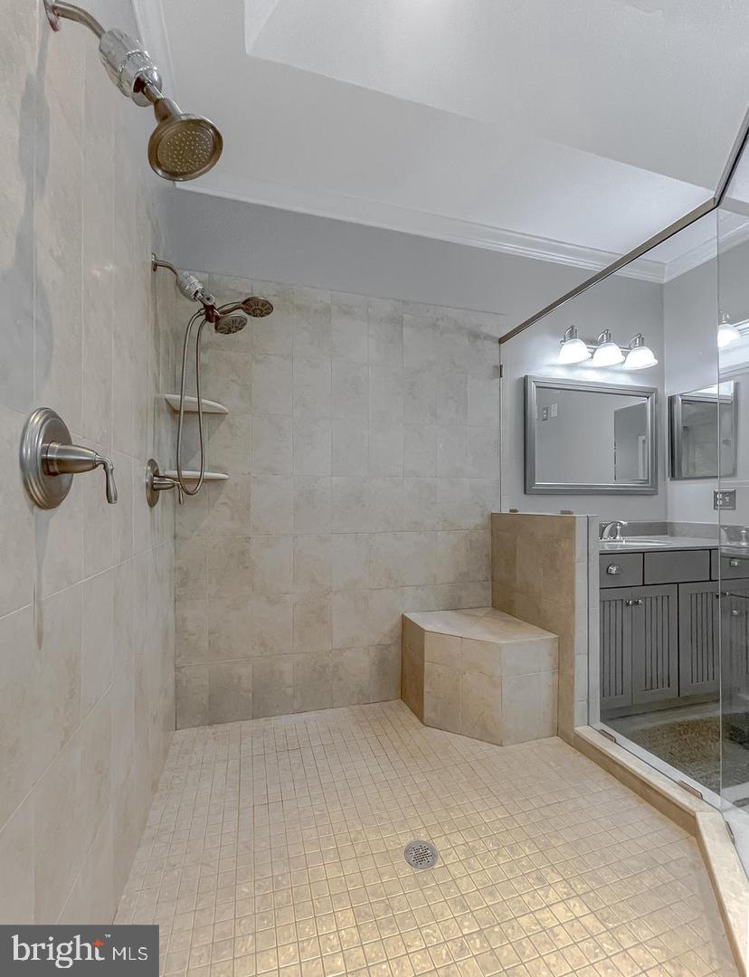 GREENWOOD HILLS - Residential