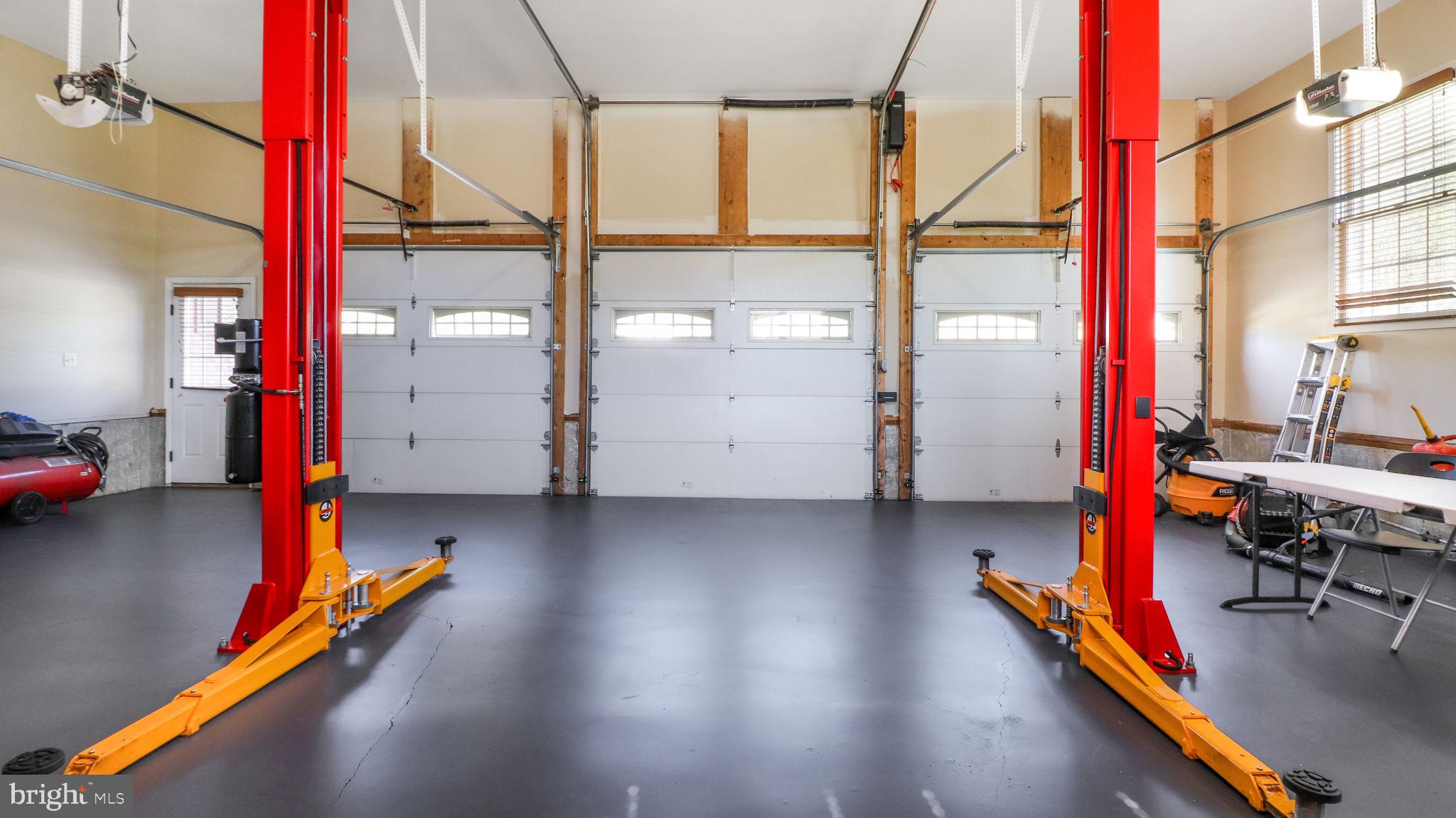 GREENWOOD HILLS - Residential