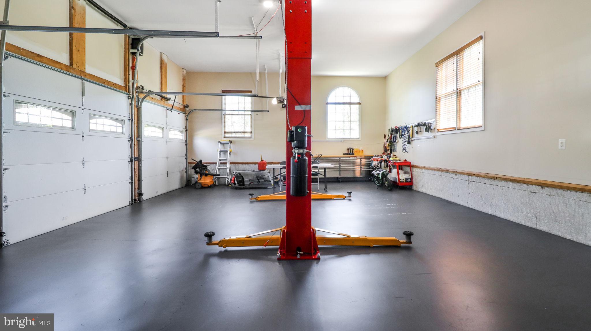 GREENWOOD HILLS - Residential