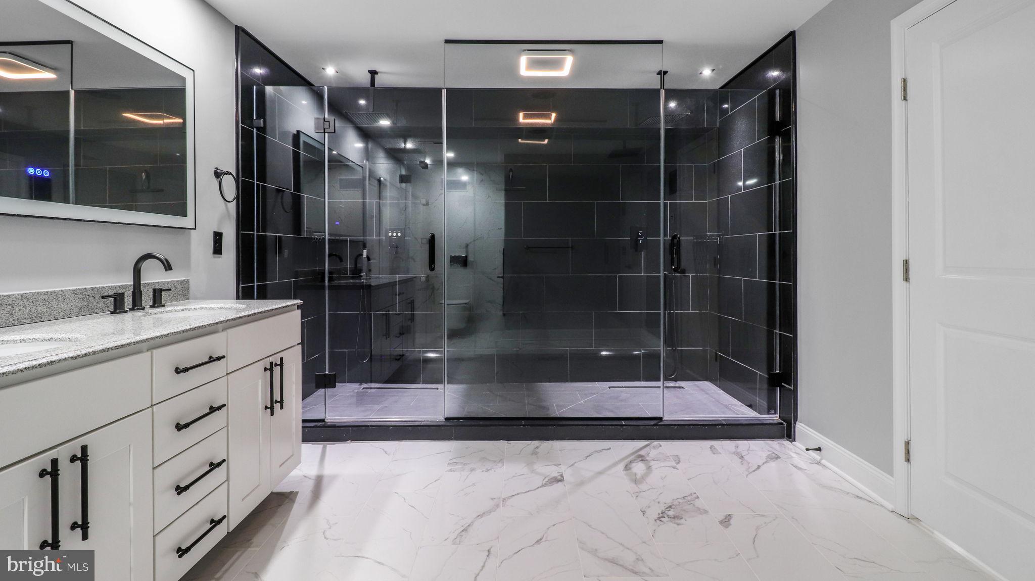 GREENWOOD HILLS - Residential