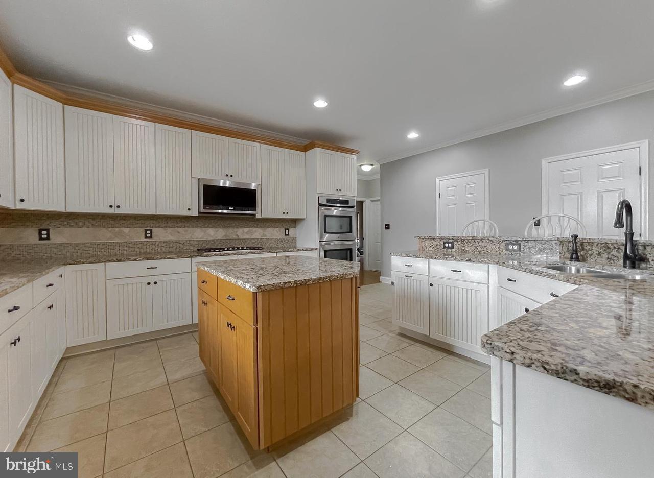 GREENWOOD HILLS - Residential