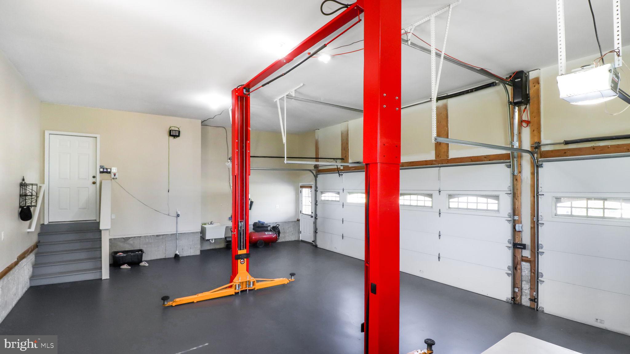 GREENWOOD HILLS - Residential