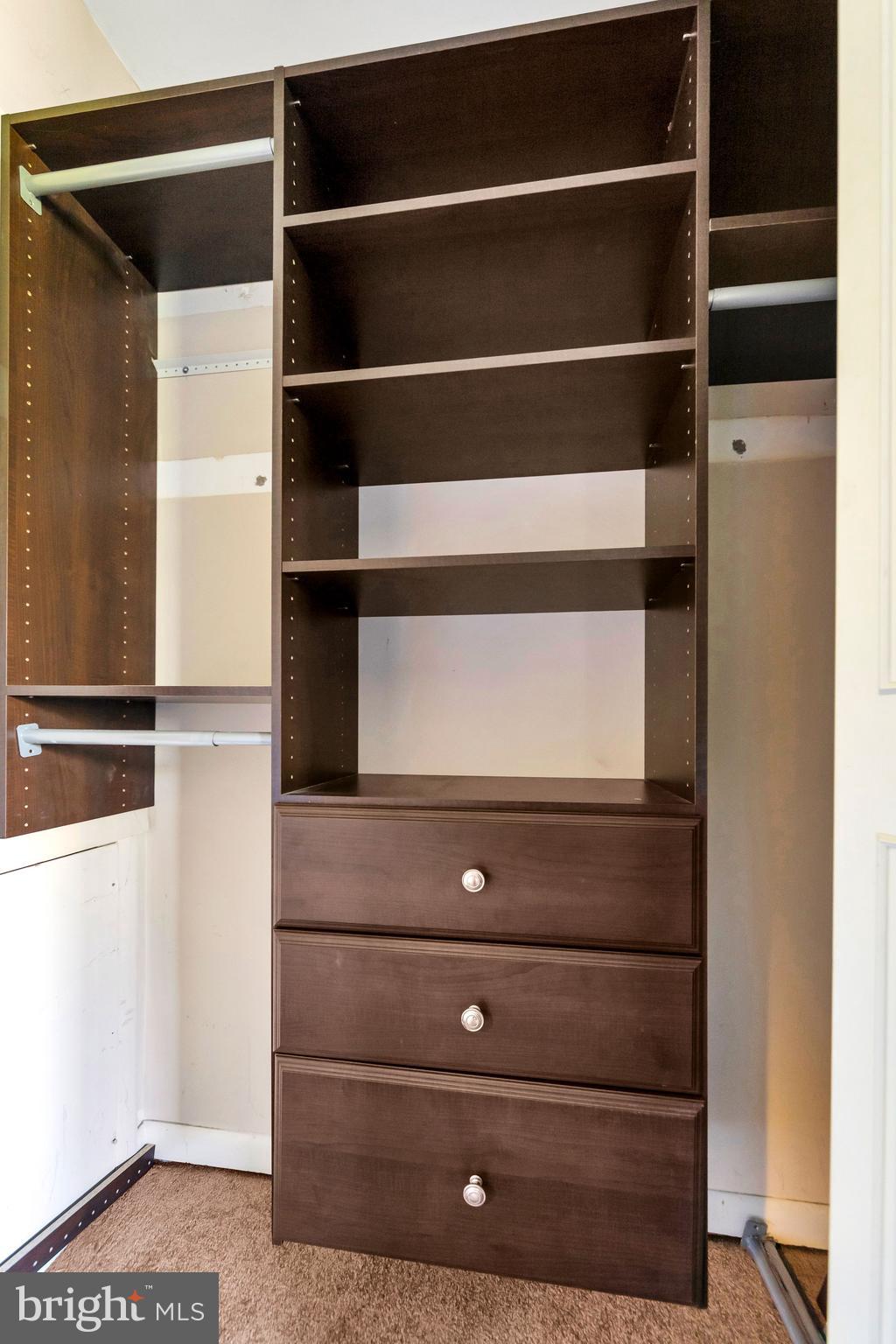 RIDDLE GLEN - Residential