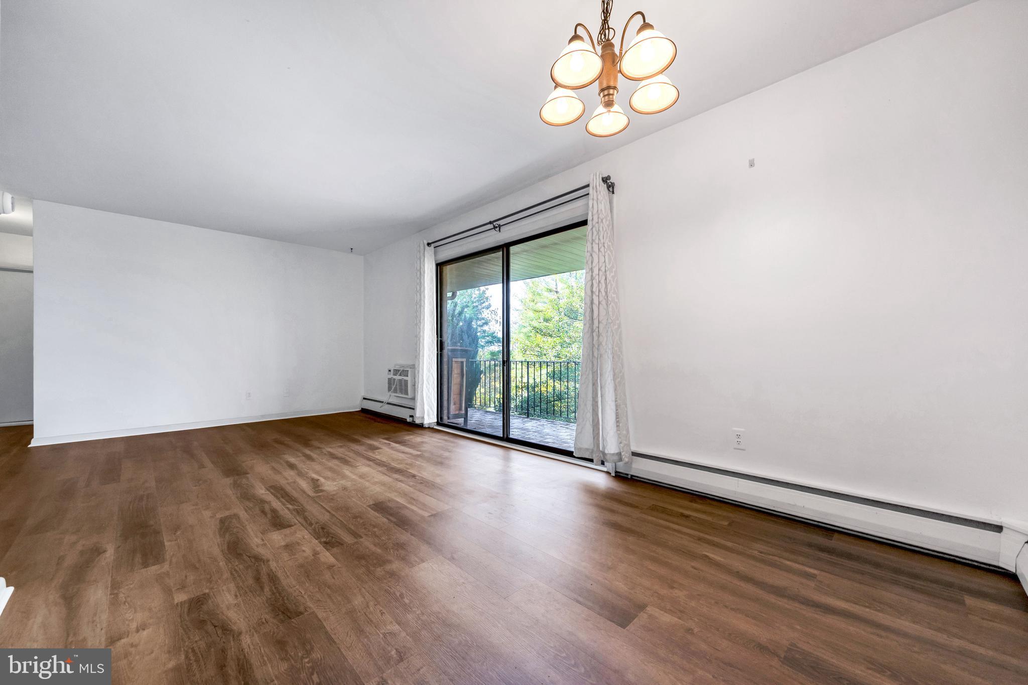 RIDDLE GLEN - Residential