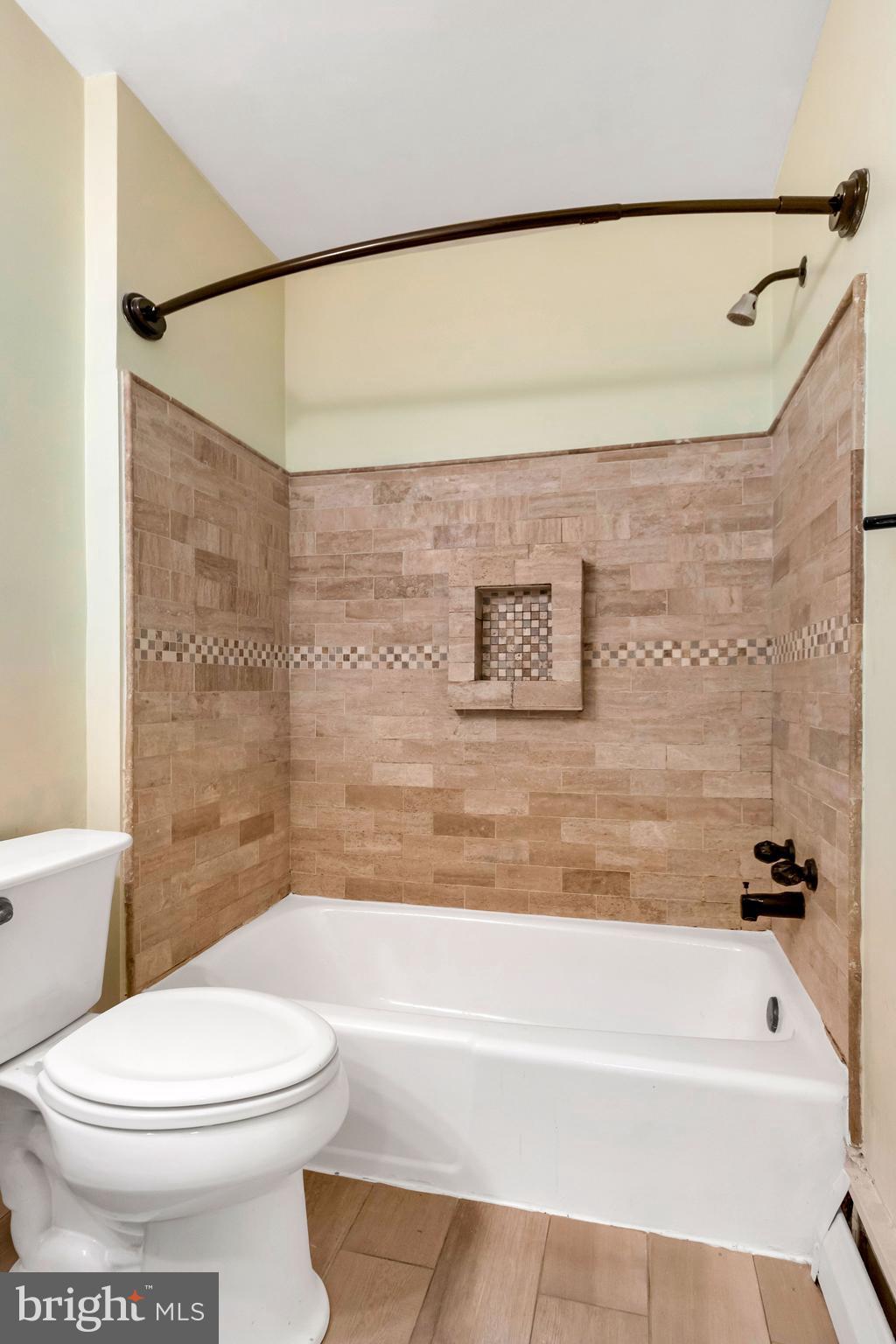 RIDDLE GLEN - Residential