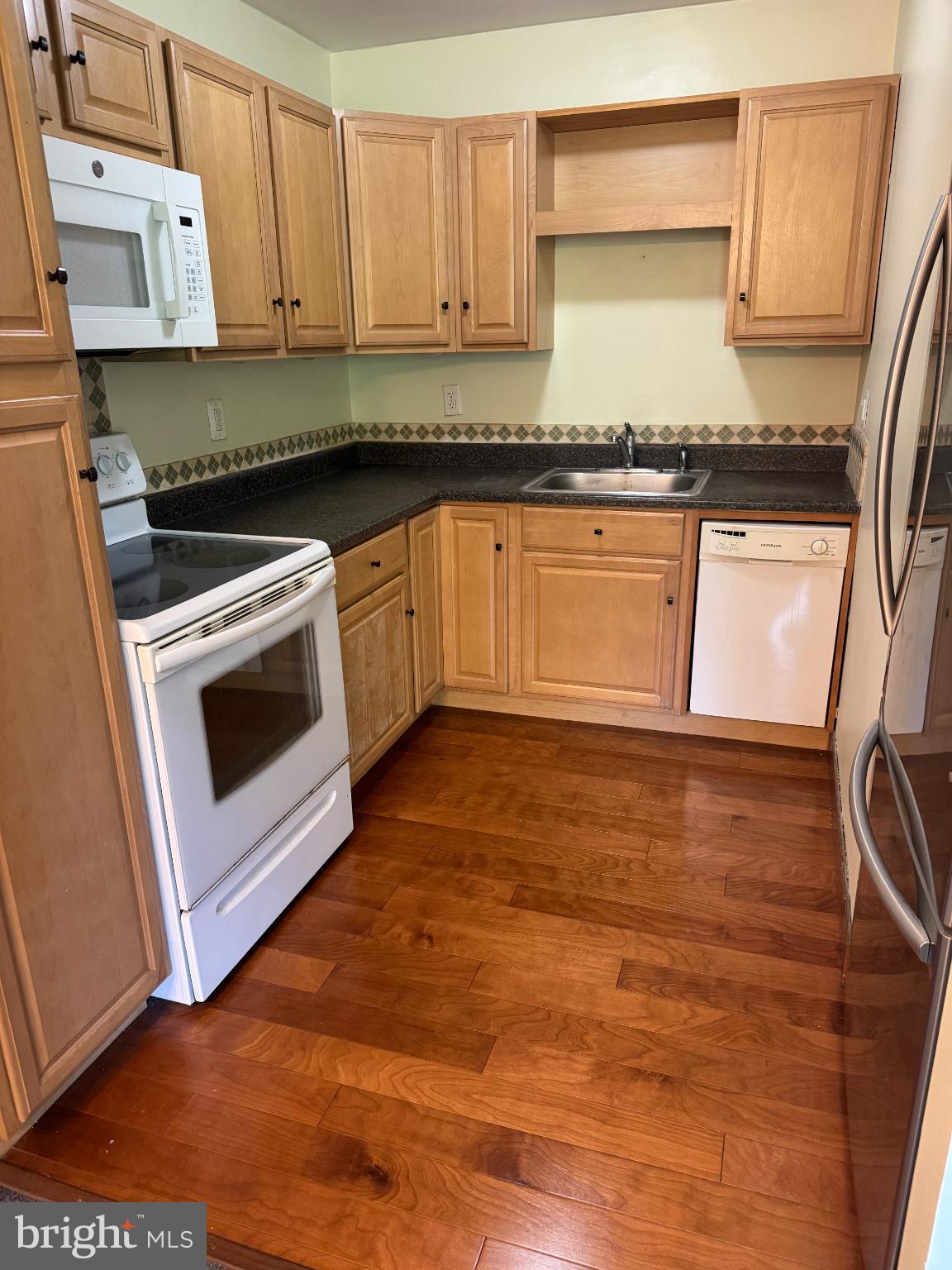 1016 W BALTIMORE PIKE