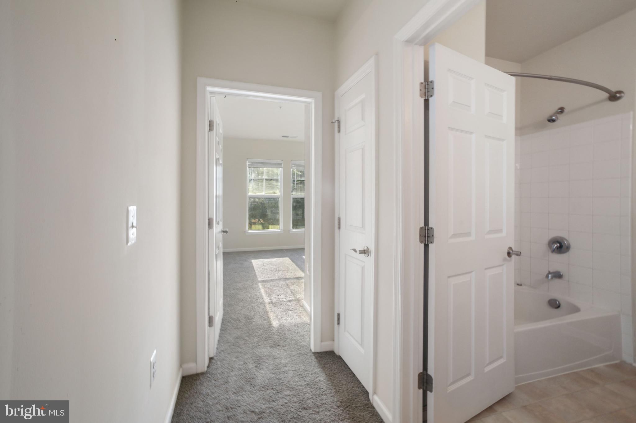 THE ADDISON AT ST PAUL - Residential