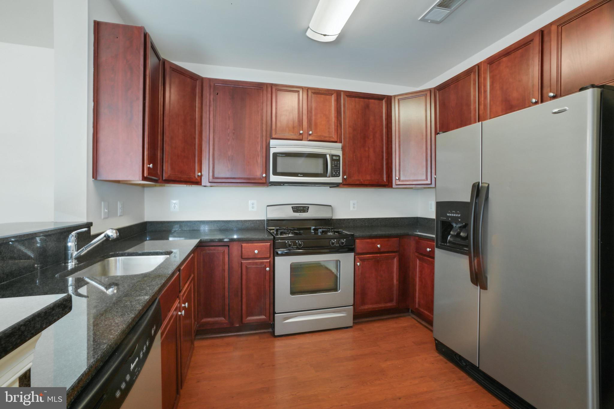 THE ADDISON AT ST PAUL - Residential