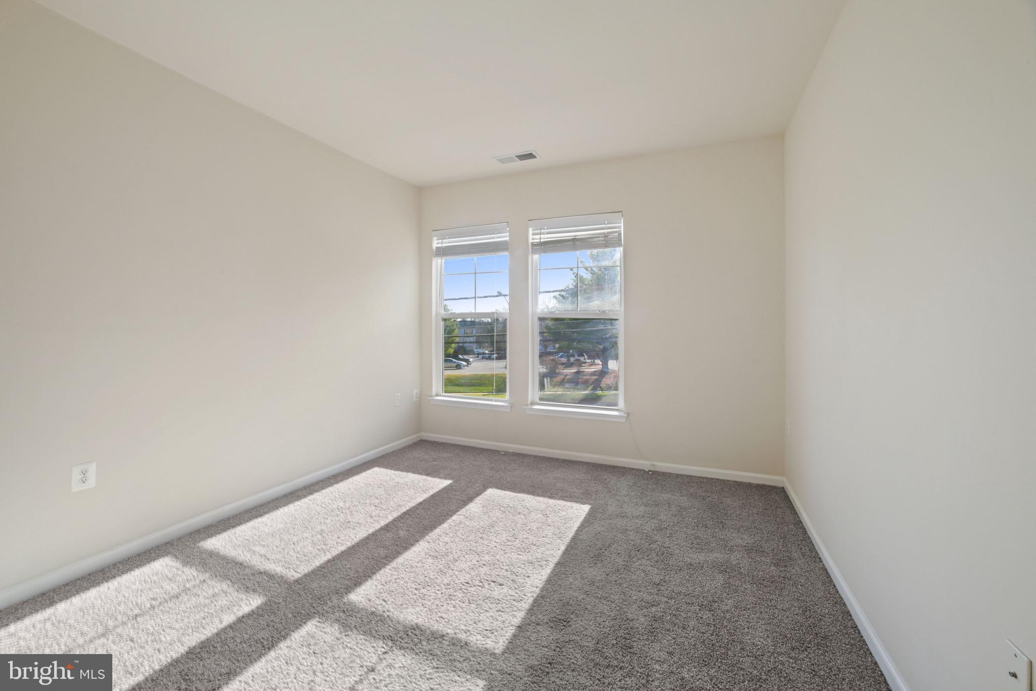 THE ADDISON AT ST PAUL - Residential