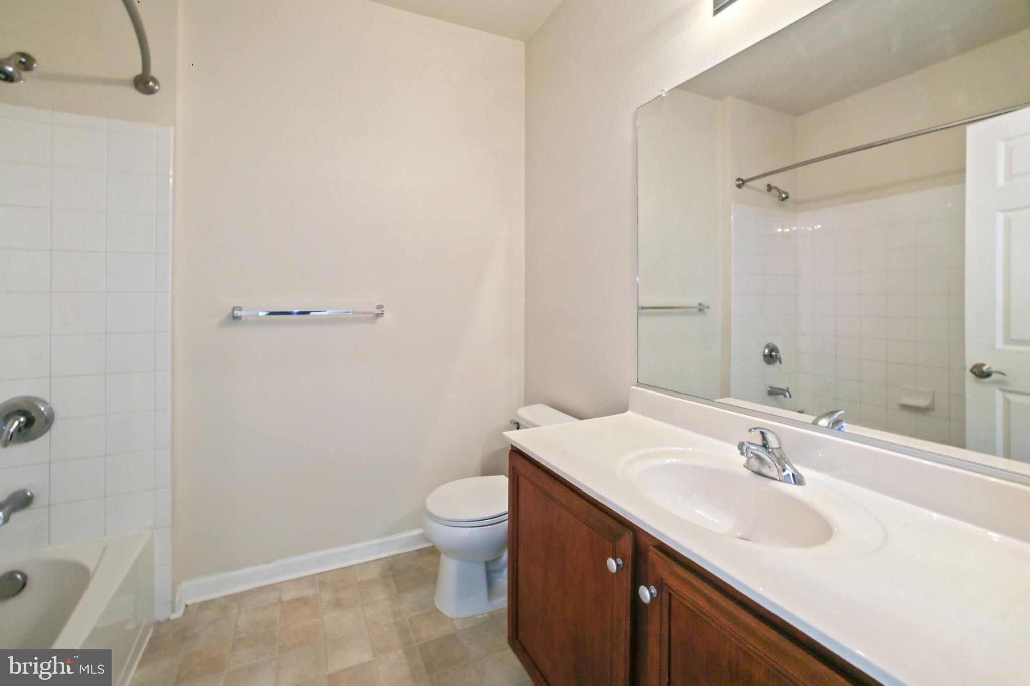 THE ADDISON AT ST PAUL - Residential