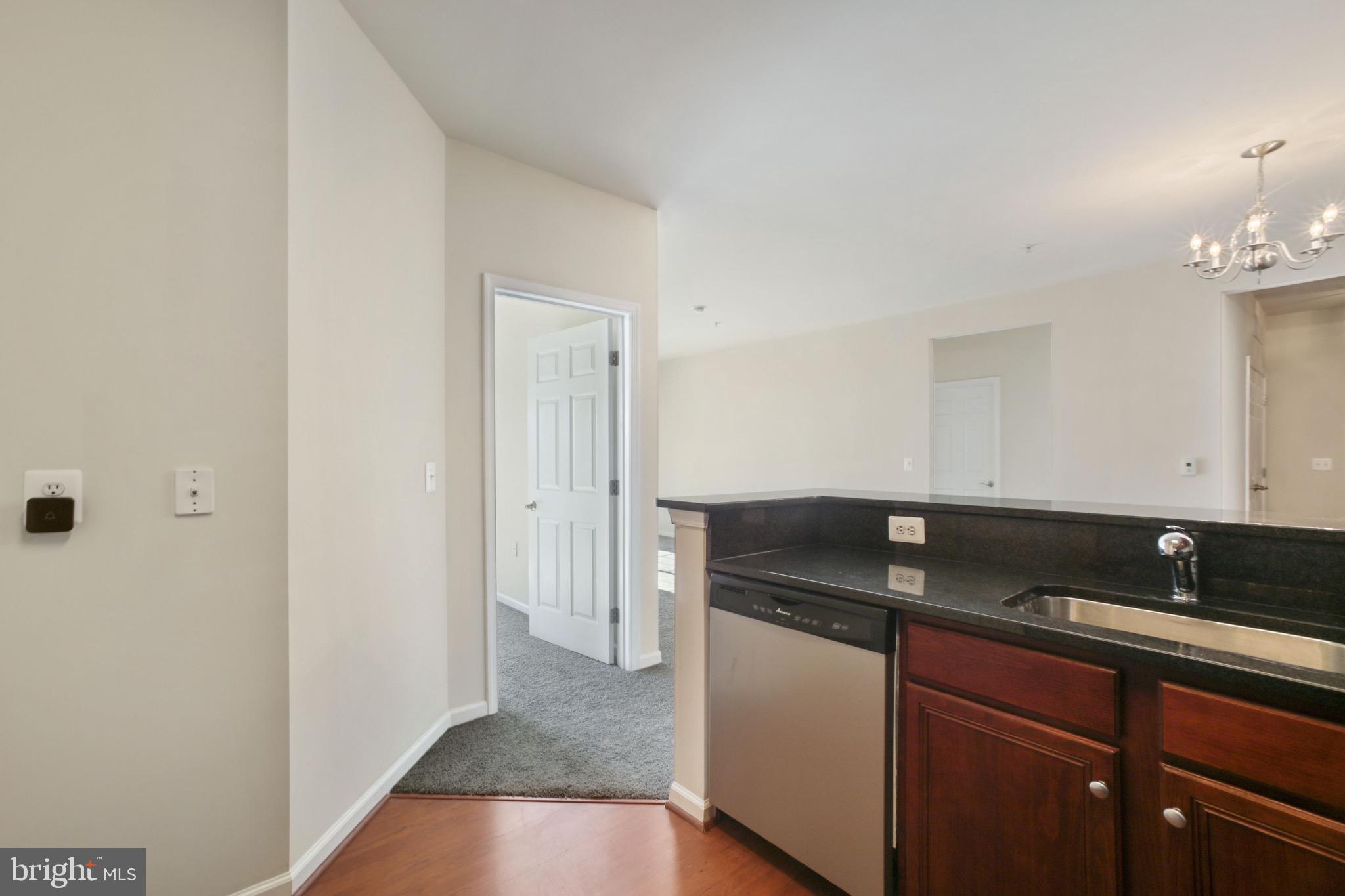 THE ADDISON AT ST PAUL - Residential