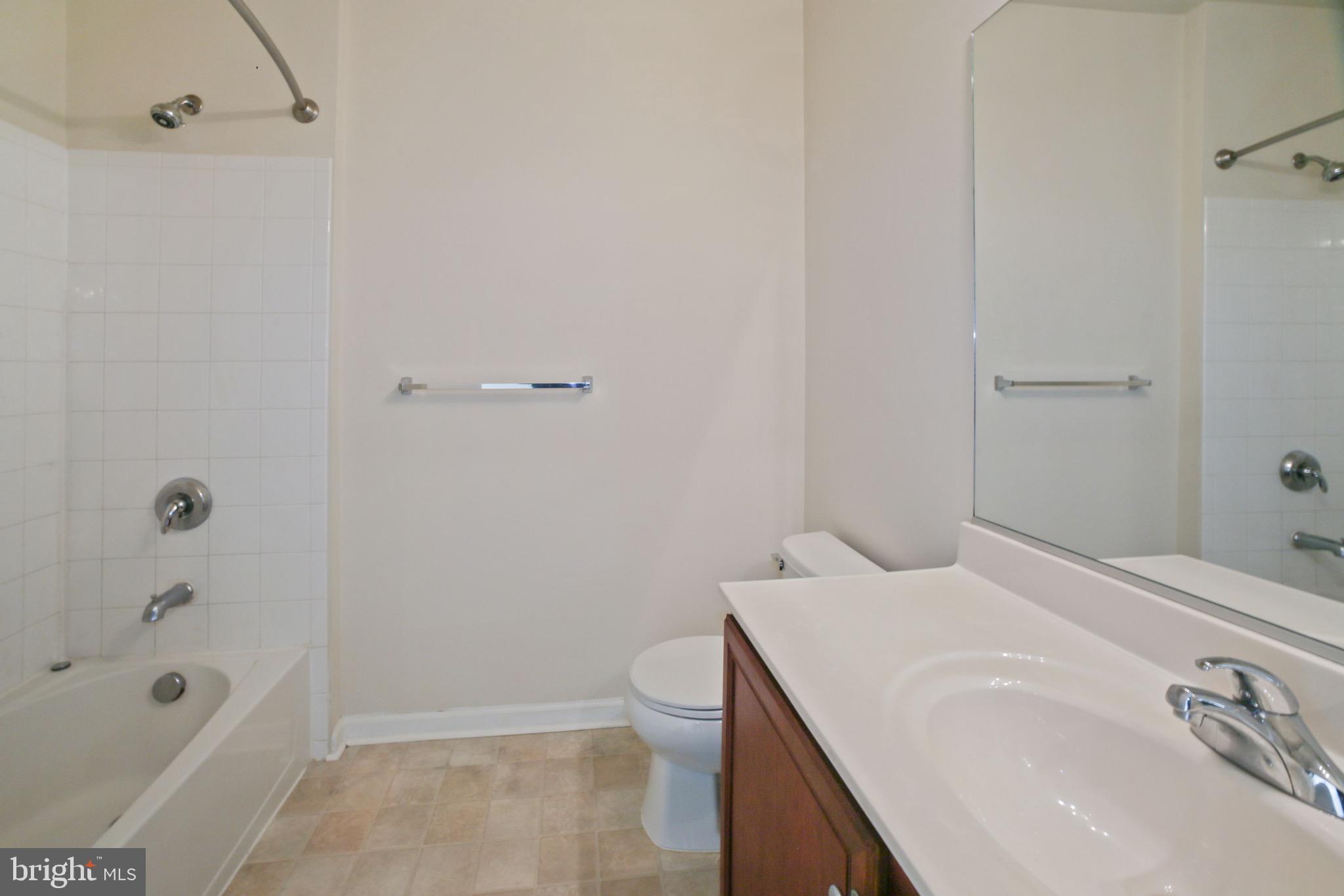 THE ADDISON AT ST PAUL - Residential