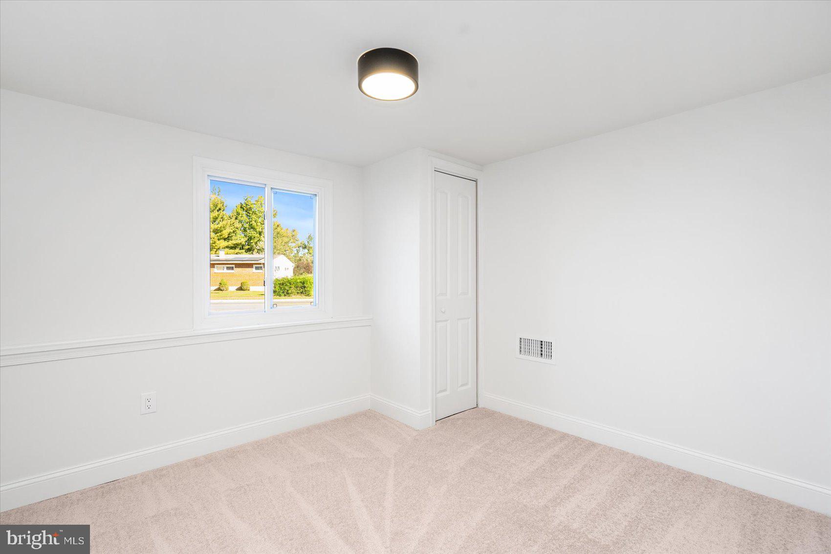 RANDALLSTOWN - Residential