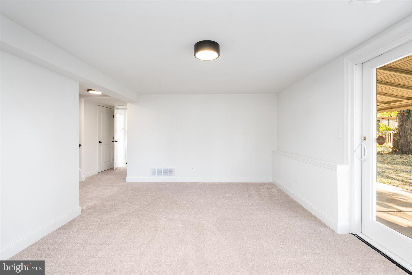 RANDALLSTOWN - Residential