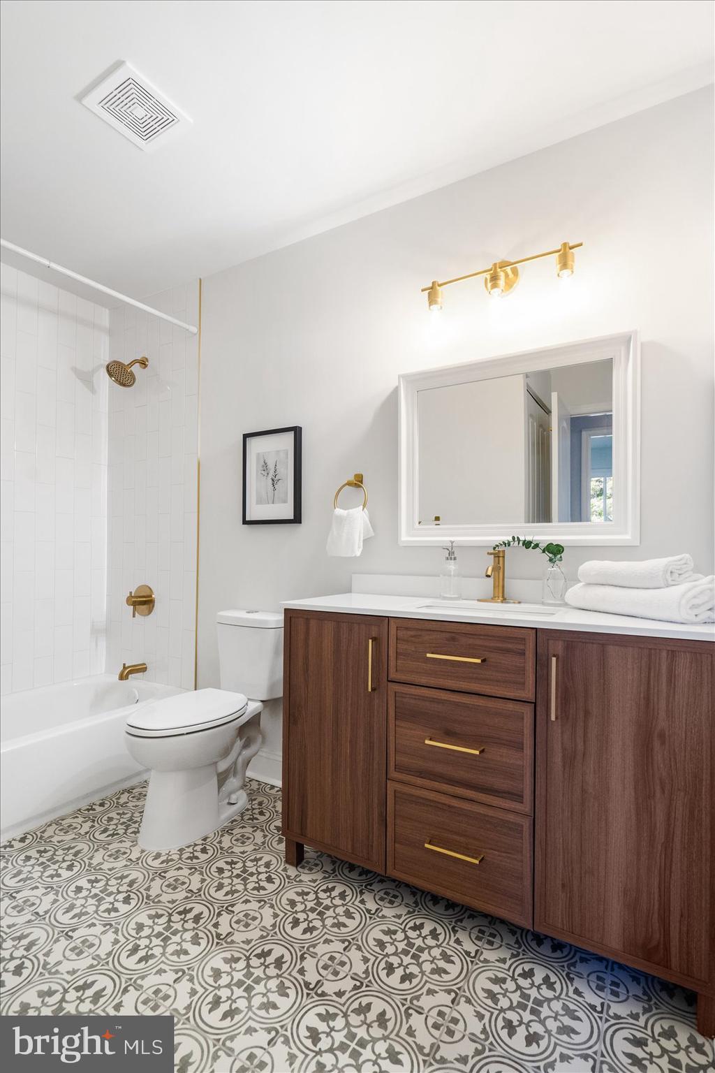 RANDALLSTOWN - Residential