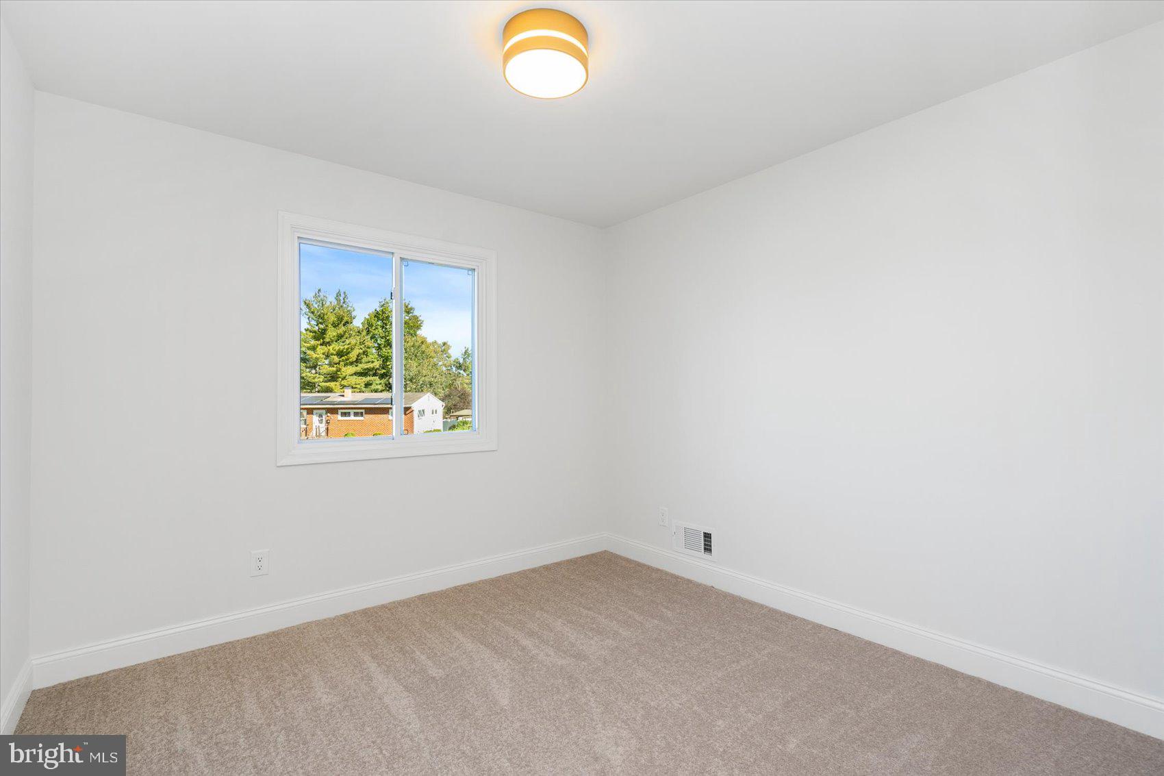 RANDALLSTOWN - Residential