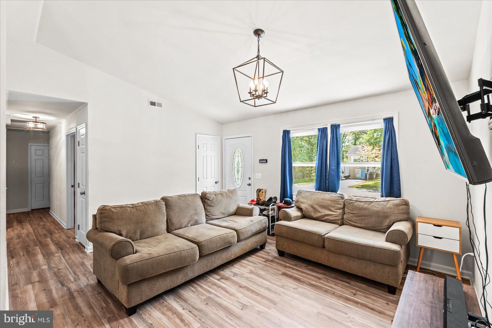 10420 FOREST HILL COURT