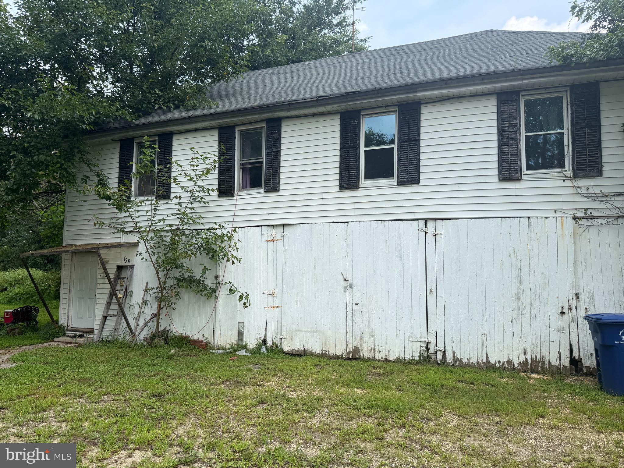 15 RETREAT ROAD