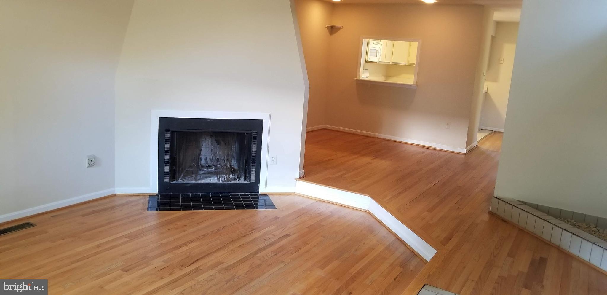 DOUGLAS ESTATES - Residential Lease