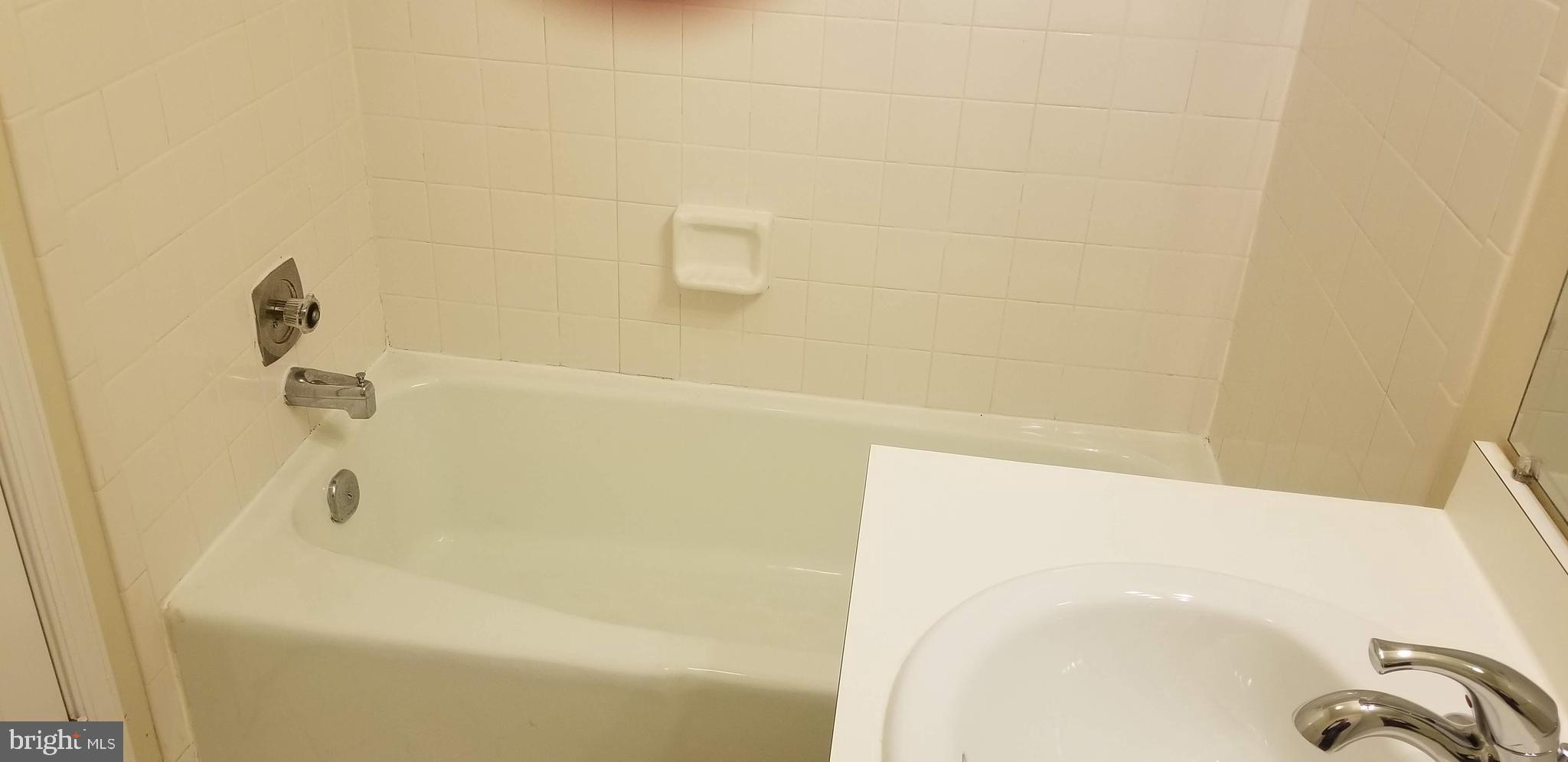 DOUGLAS ESTATES - Residential Lease