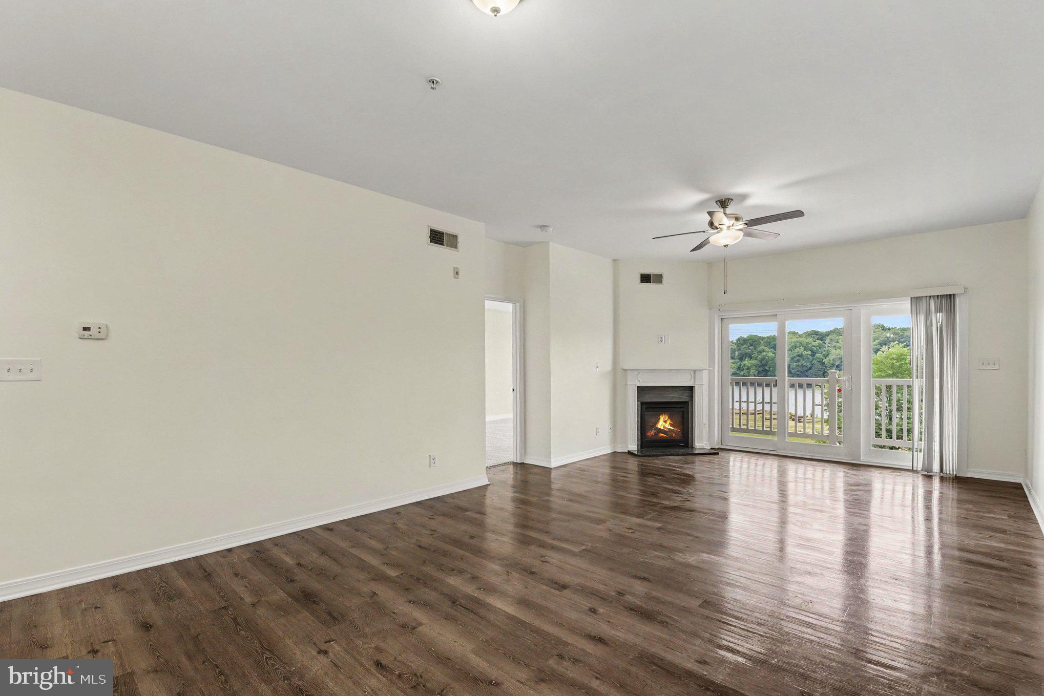 231 ROUNDHOUSE DRIVE 3I