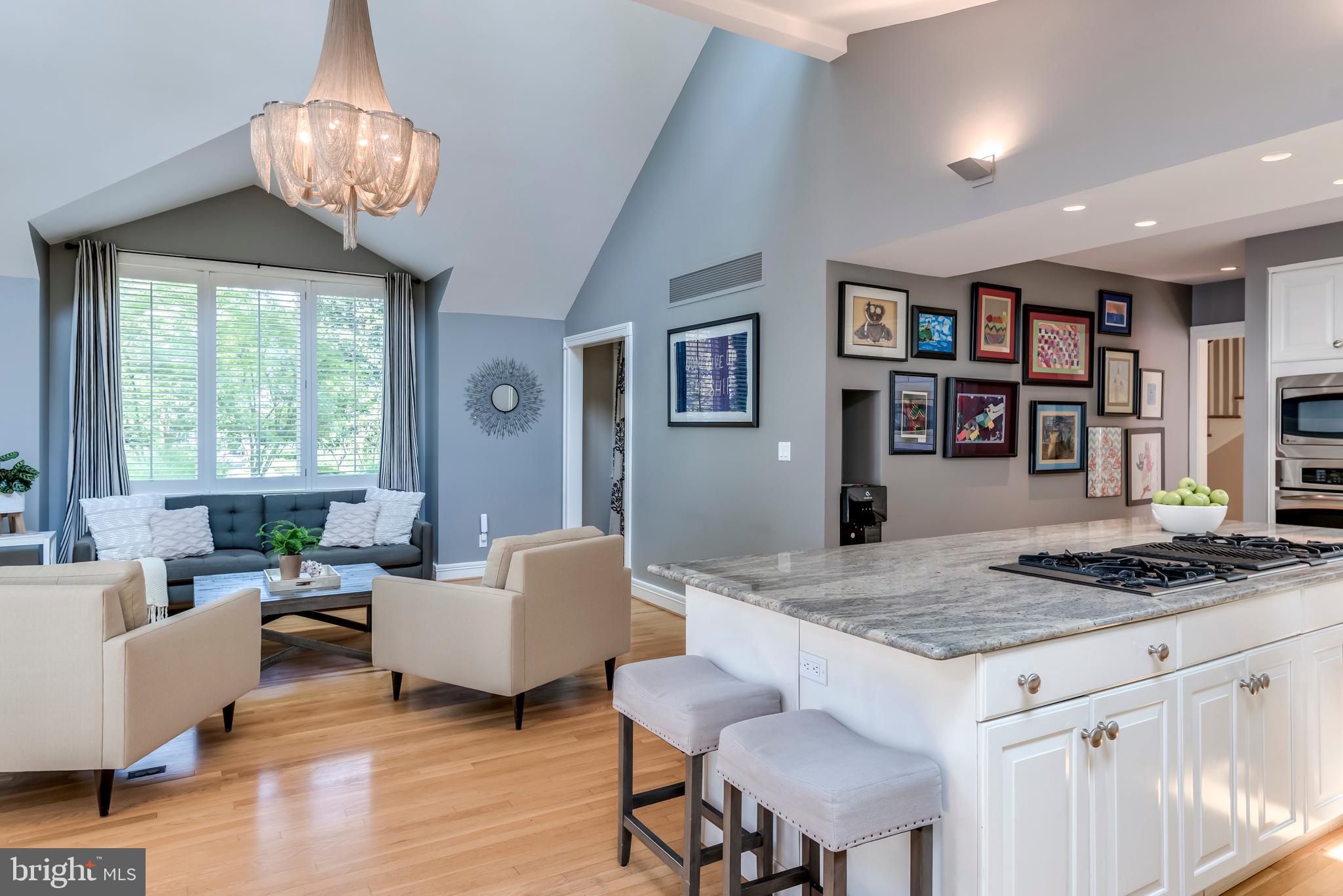 WARDOUR - Residential