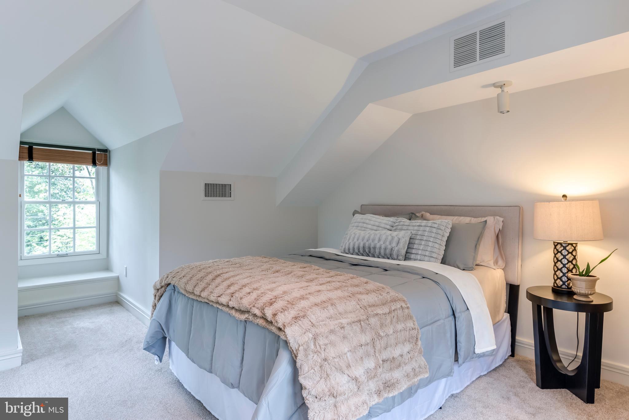 WARDOUR - Residential