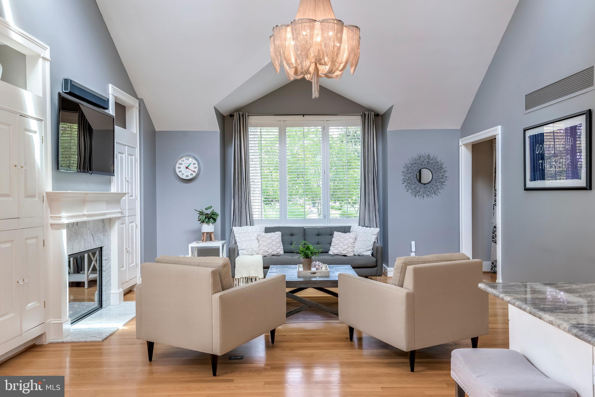 WARDOUR - Residential