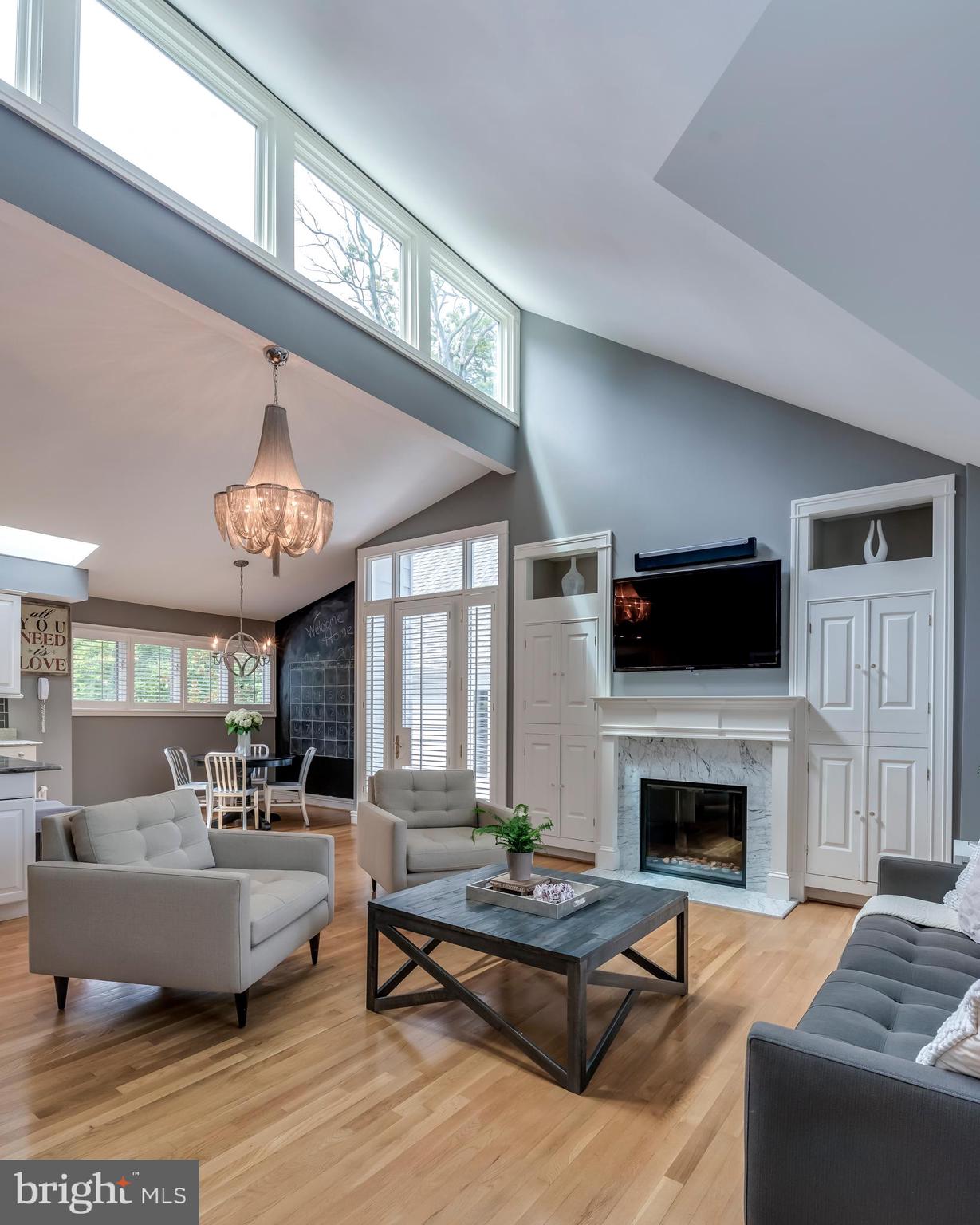 WARDOUR - Residential