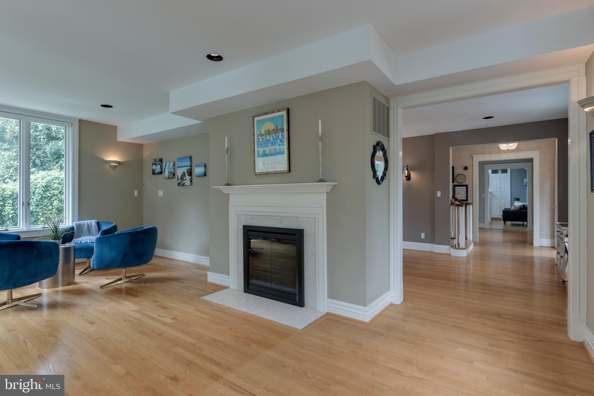 WARDOUR - Residential