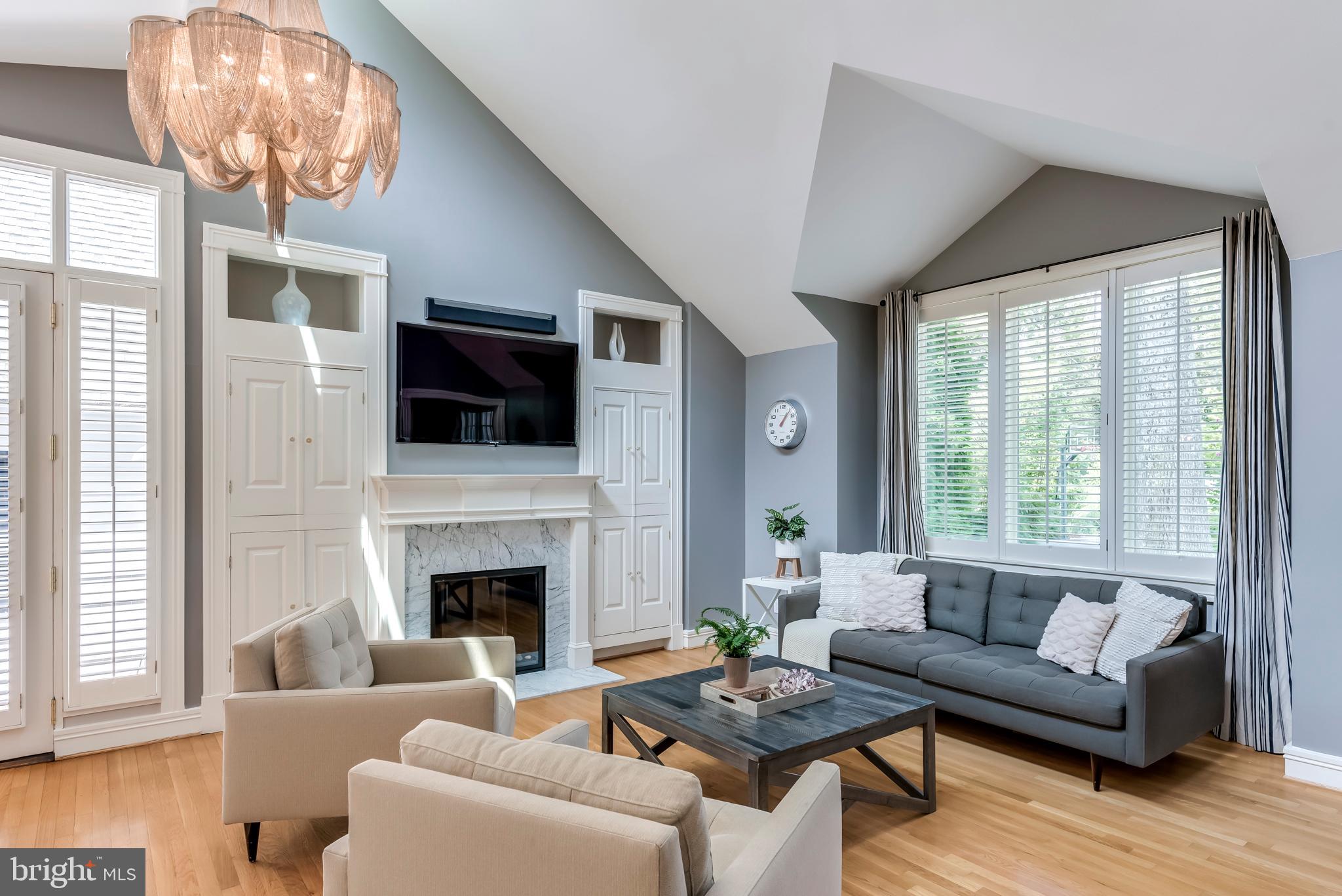 WARDOUR - Residential