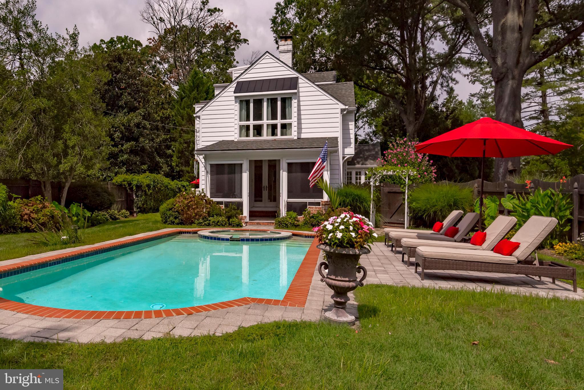 WARDOUR - Residential