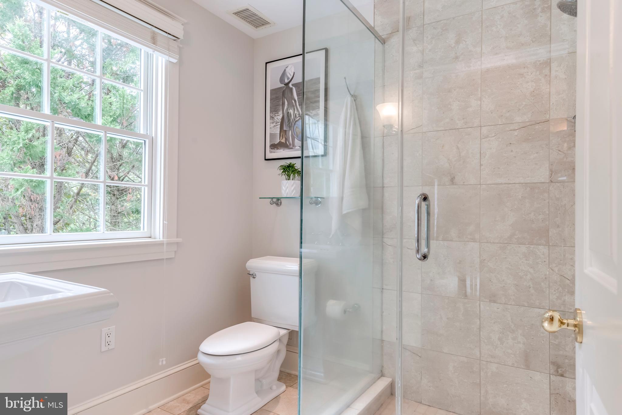 WARDOUR - Residential