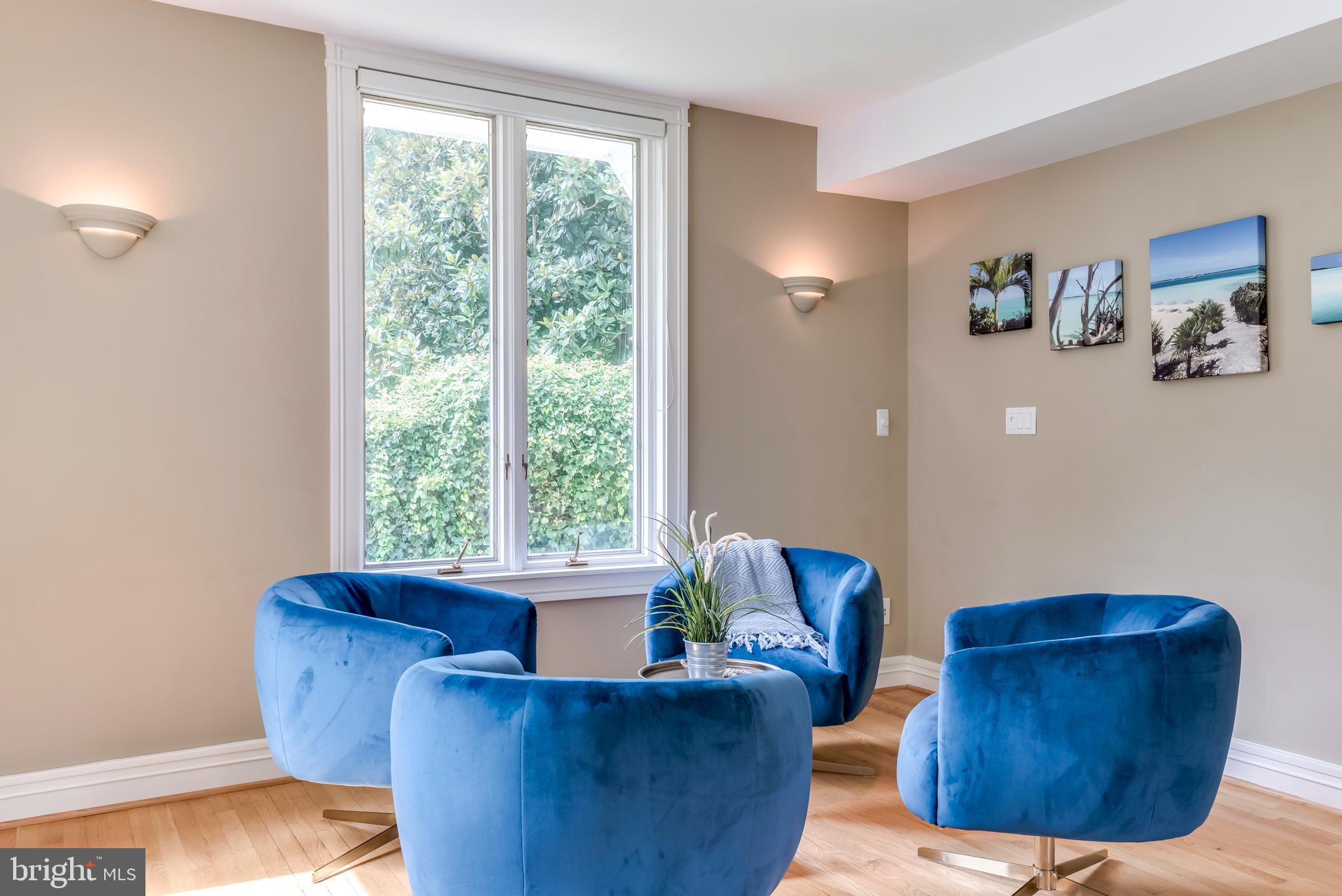 WARDOUR - Residential