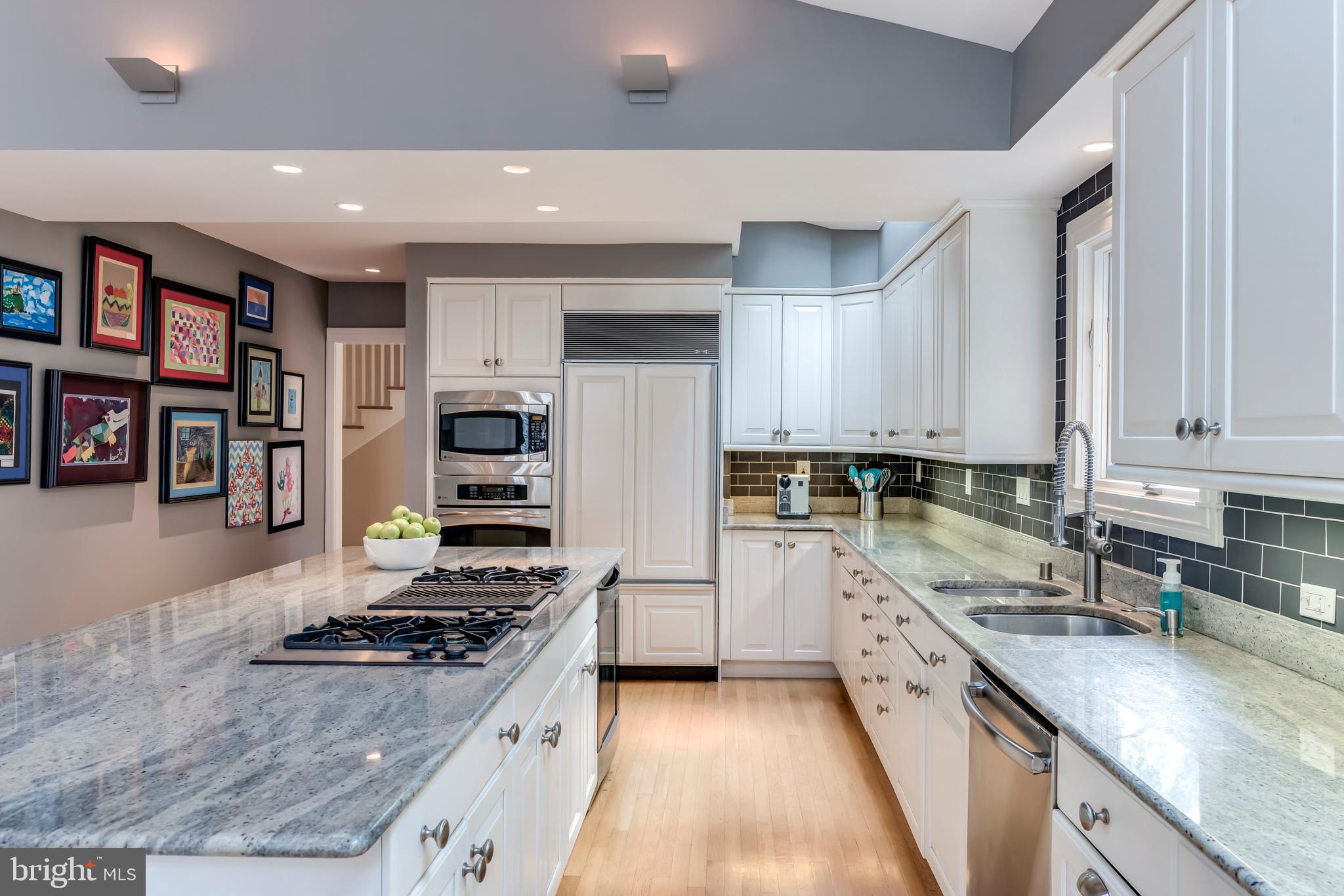 WARDOUR - Residential