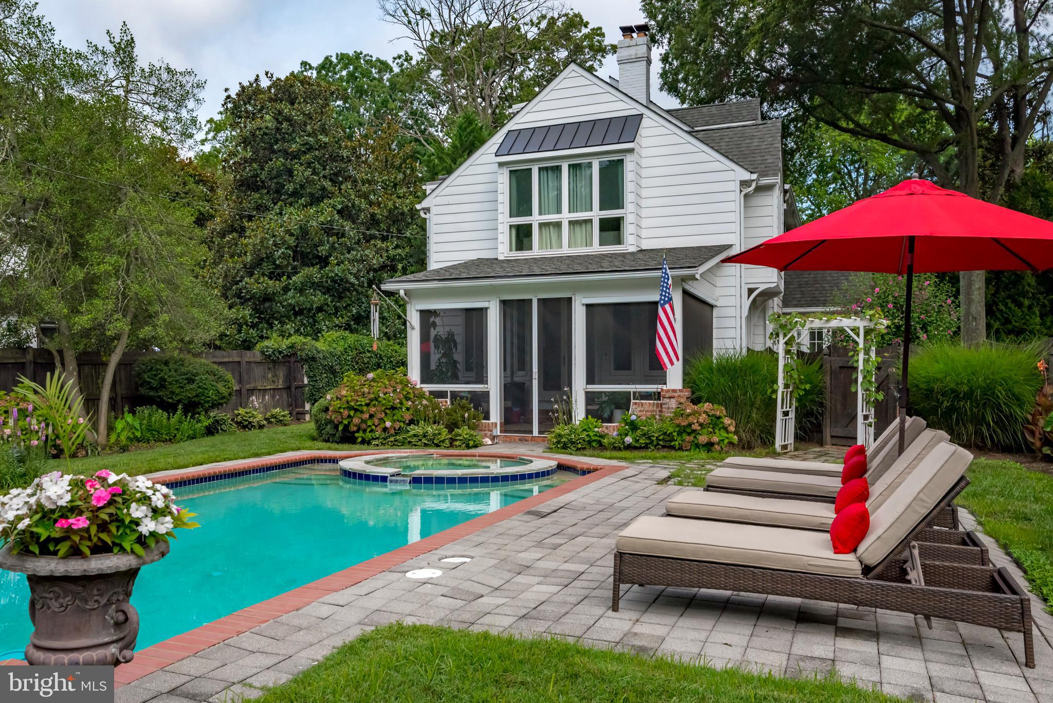 WARDOUR - Residential