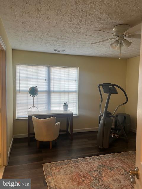 ADMIRAL REACH AT HARBOUR GATES - Residential Lease