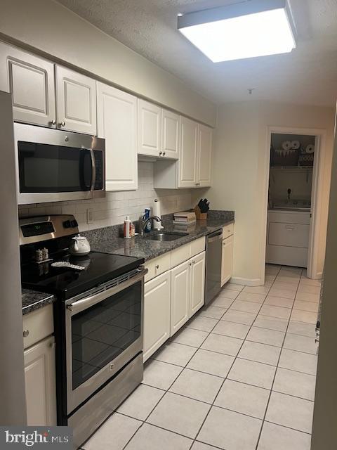 ADMIRAL REACH AT HARBOUR GATES - Residential Lease