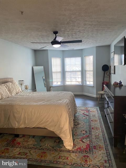 ADMIRAL REACH AT HARBOUR GATES - Residential Lease