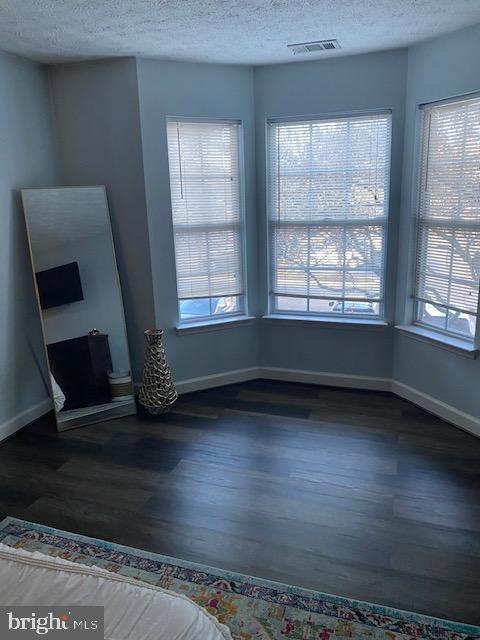 ADMIRAL REACH AT HARBOUR GATES - Residential Lease