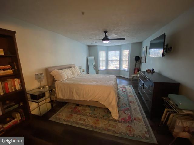 ADMIRAL REACH AT HARBOUR GATES - Residential Lease