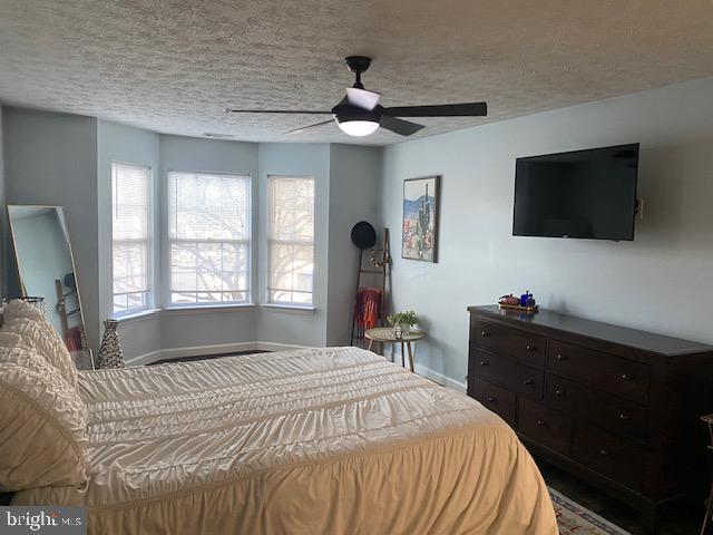 ADMIRAL REACH AT HARBOUR GATES - Residential Lease