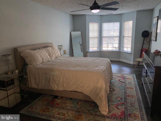 ADMIRAL REACH AT HARBOUR GATES - Residential Lease