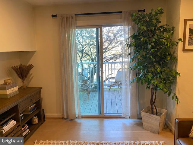 ADMIRAL REACH AT HARBOUR GATES - Residential Lease