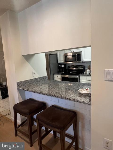 ADMIRAL REACH AT HARBOUR GATES - Residential Lease